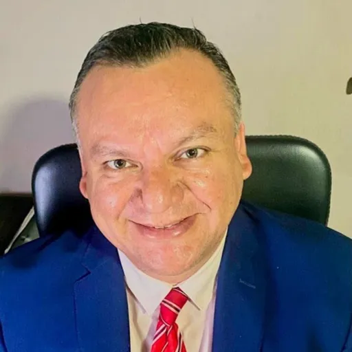Mtro. Tomás Roberto Ibarra Galaviz 